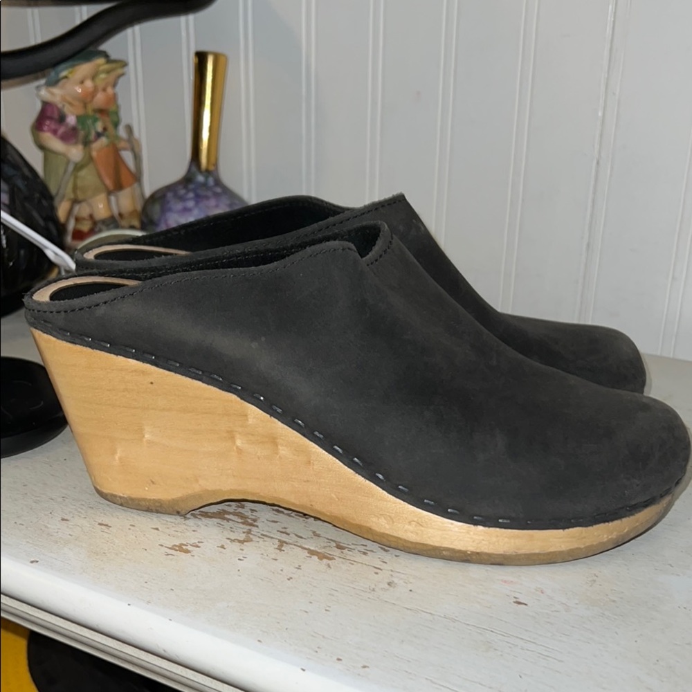 No. 6 New School Black Leather suede Wedge Clogs size 39
